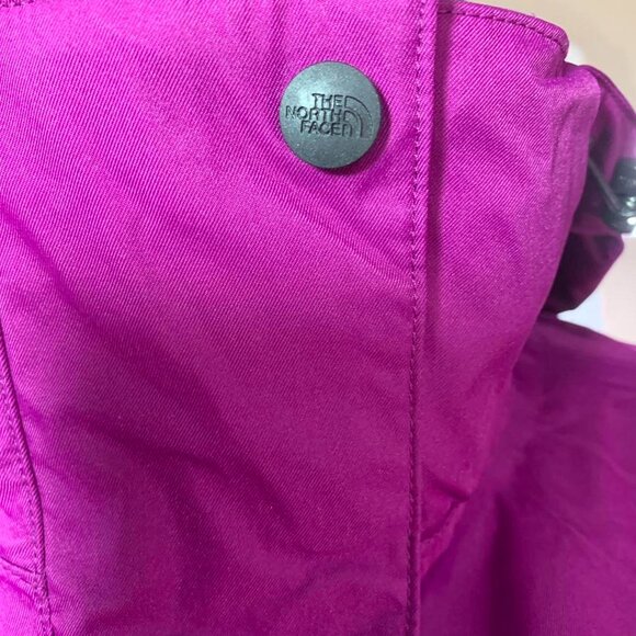 The North Face Women’s HyVent Waterproof Magenta Lightweight Hooded Jacket - Picture 4 of 7